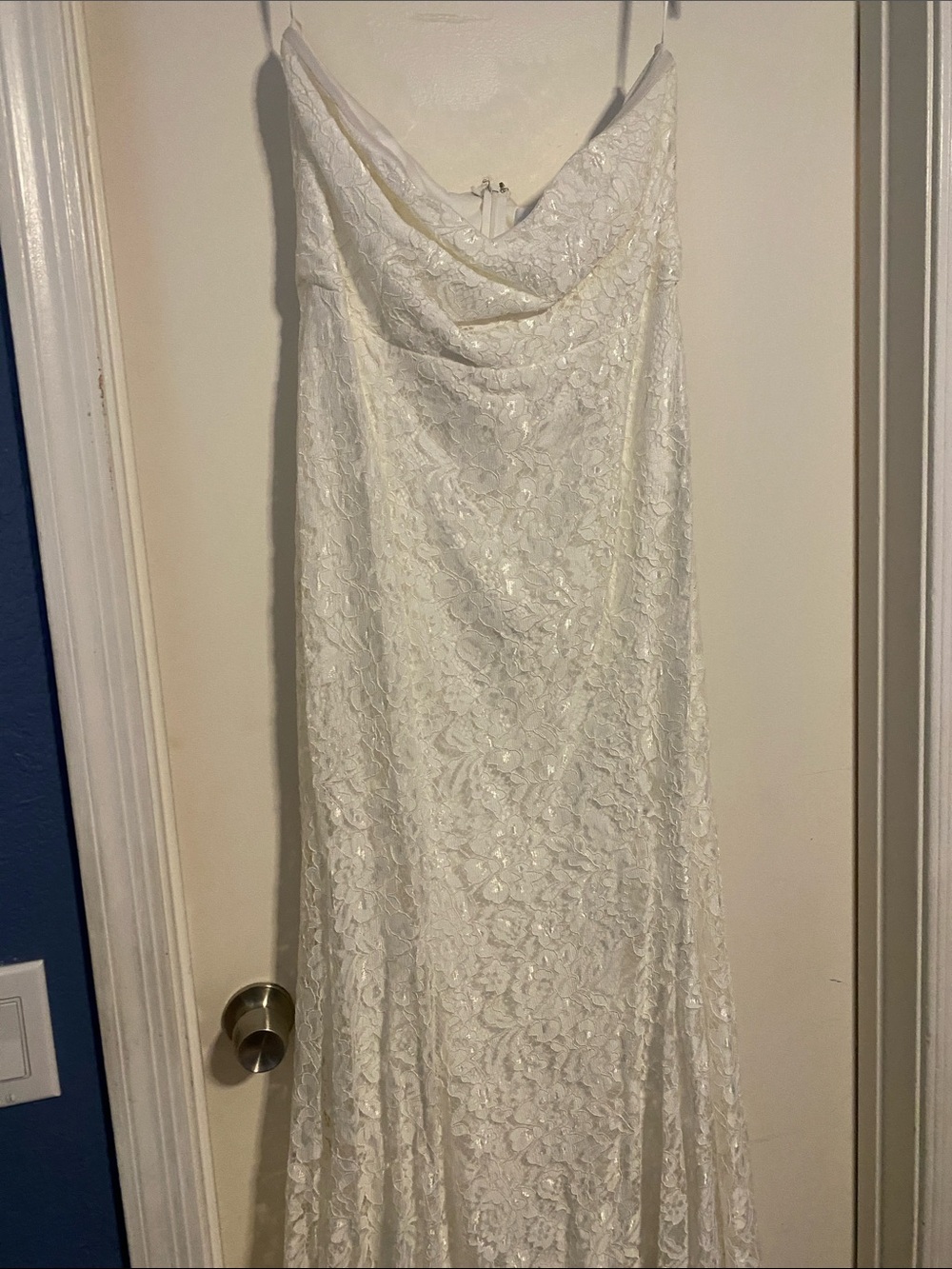 Lulu's Cream Lace Sweetheart Neckline Wedding Gown
